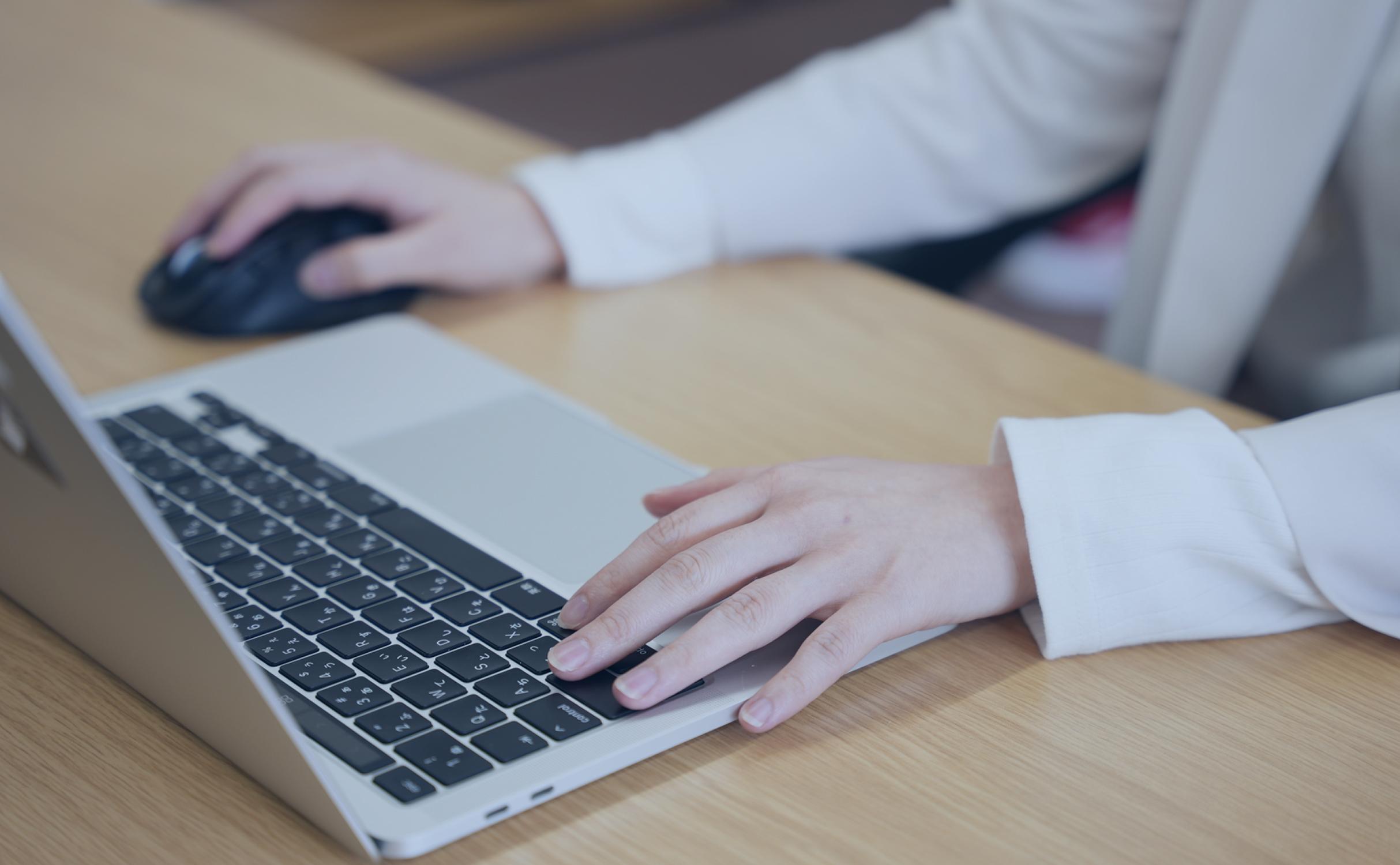 ノートパソコン